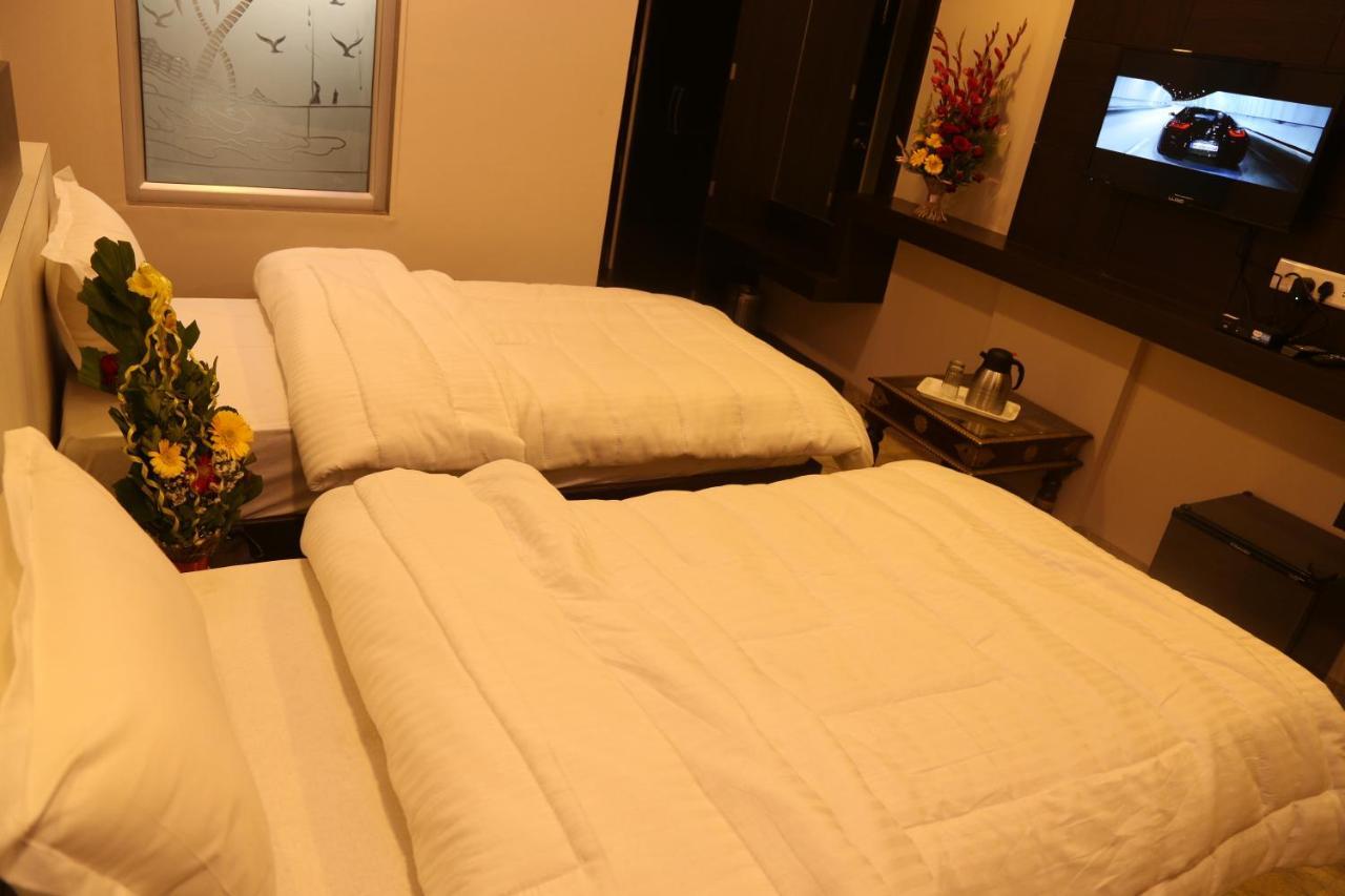Hotel Marwar Excellency Mahāmandir المظهر الخارجي الصورة